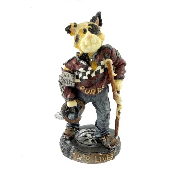 BNIB BOYDS BEARS - Mario Fenderbender, 1 down 8 to go. - Picture 2 of 4